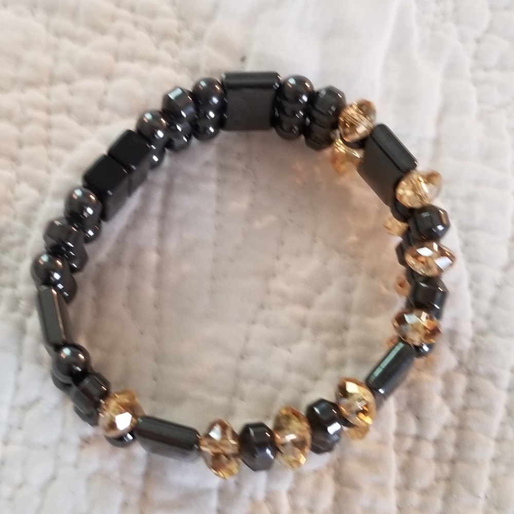 Magnetic bracelet